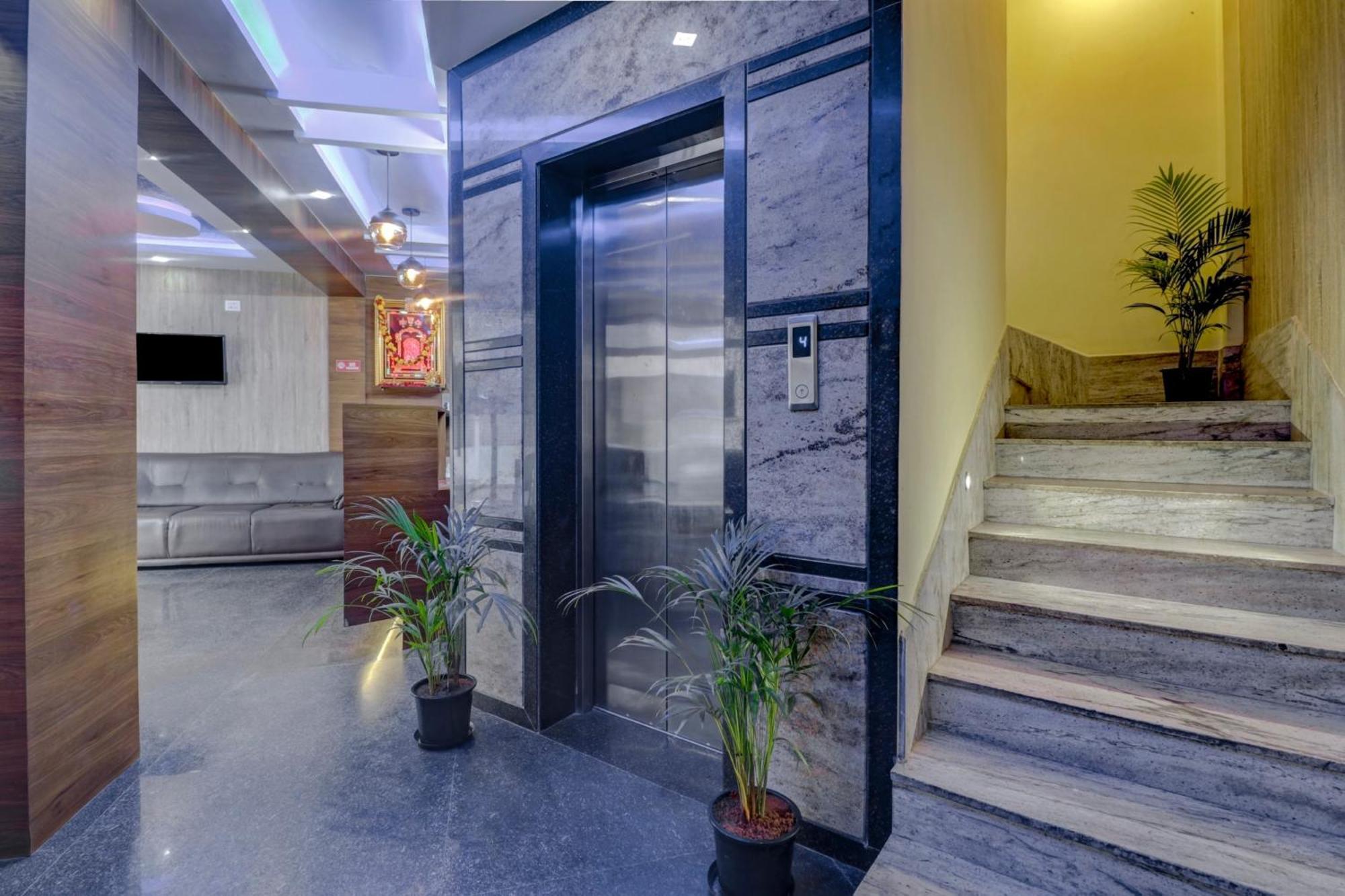 Collection O Karthika Residency Hotel Bangalore Exterior photo